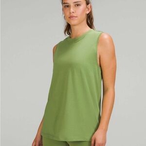Lululemon Olive Green Muscle Tank Size Medium Sleeveless Athletic Top